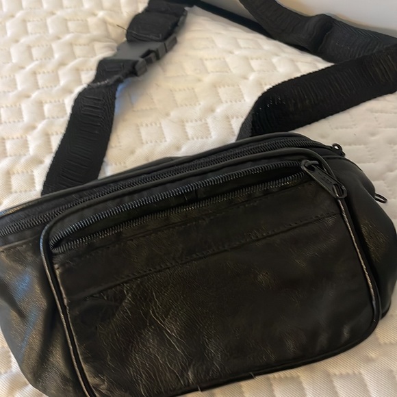 Razzle Dazzle - Picture 2 of 7